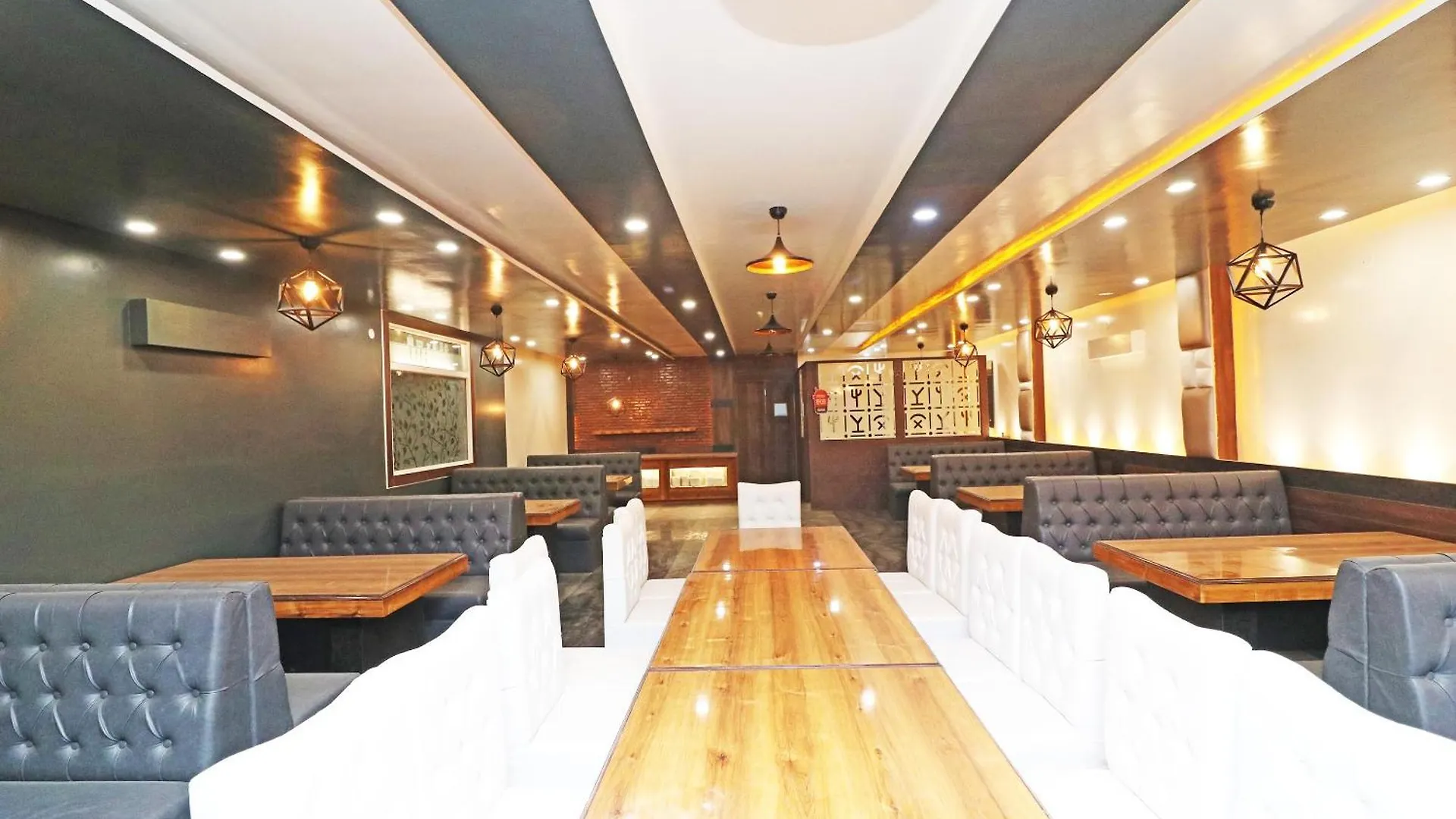 Hotel O Town House Agra
