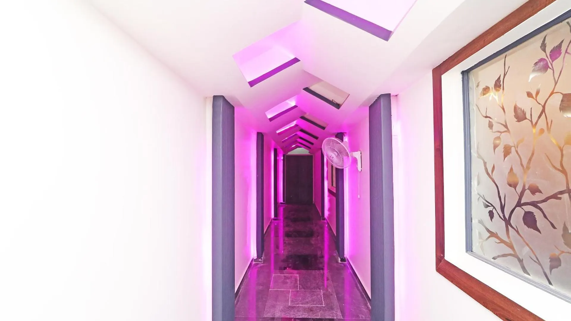 Hotel O Town House Agra
